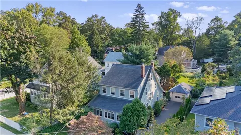 40 Lawton Ave, Greenburgh, NY 10530