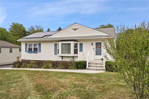 6 Scott Dr, Wappinger, NY 12590