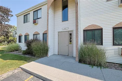 1 Scarborough Ln #1A, Wappinger, NY 12590