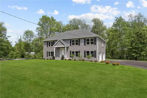 103 Robinson Ln, Wappinger, NY 12590