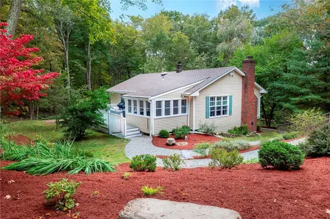 4 Salem Ln, Lewisboro, NY 10590
