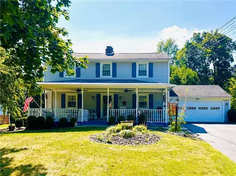 6 Beatty Rd, Wappinger, NY 12590