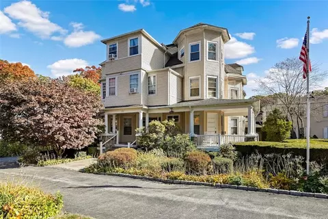 122 Pelhamdale Ave #3, Pelham, NY 10803