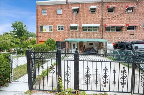 2226 Lacombe Ave, New York, NY 10473