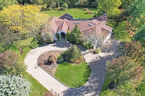 20 Wo Bauer Ln, Orangetown, NY 10962