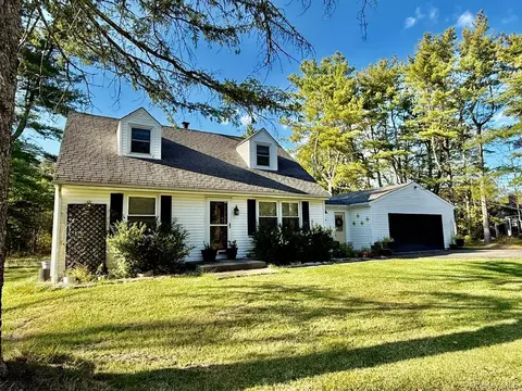 2392 Bruynswick Rd, Shawangunk, NY 12589