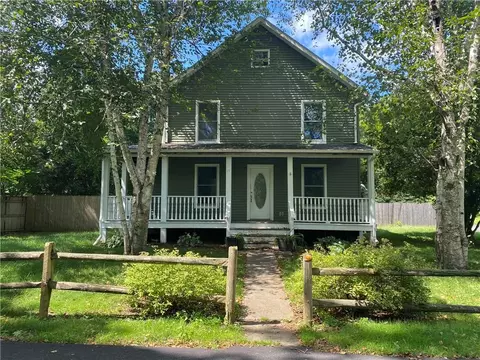 19 William St, Patterson, NY 12563