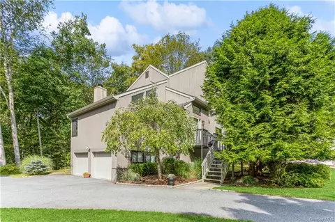 138 Mitchell Rd, Somers, NY 10589