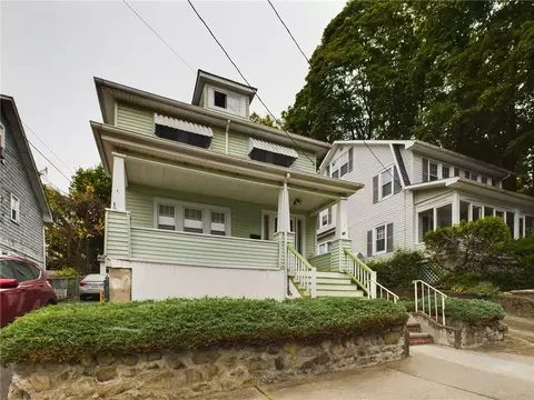 30 Galloway Ave, Newburgh, NY 12550