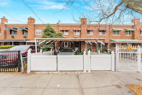 4178 Baychester Ave, New York, NY 10466