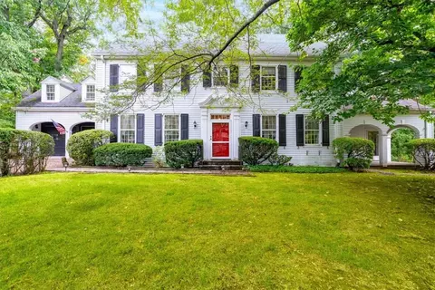 33 Noel Dr, Ossining, NY 10562