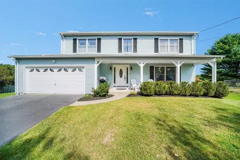 110 Mercury Ct, Monroe, NY 10950