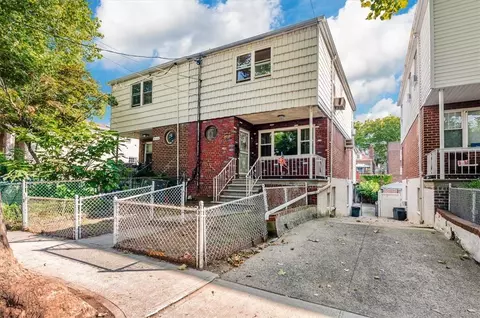 748 Throgs Neck Expwy, New York, NY 10465
