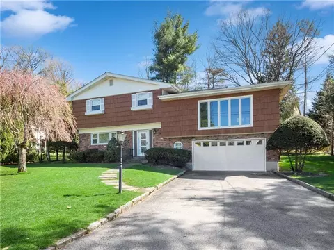 8 Balmoral Cres, Greenburgh, NY 10607