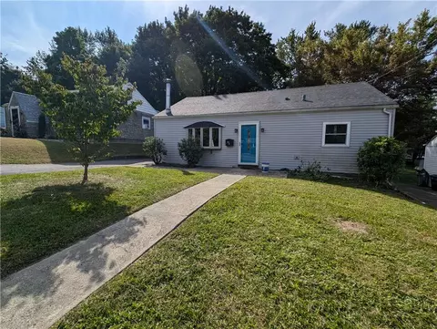 15 Gardner St, Newburgh, NY 12550