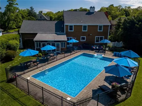840 Town Harbor Ln, Southold, NY 11971