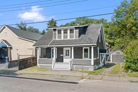 48 Barcelow St, Port Jervis, NY 12771