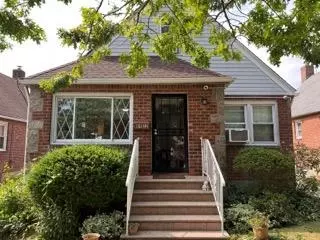 89-22 221 Pl, New York, NY 11427