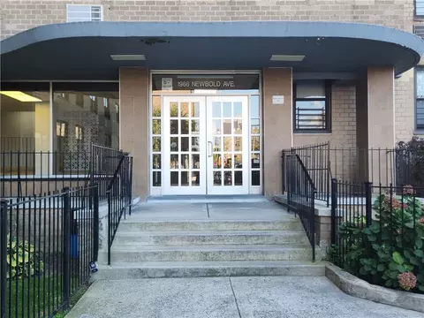 1966 Newbold Ave #306, New York, NY 10472