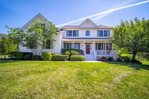 78 Grandview Ave, Beacon, NY 12508