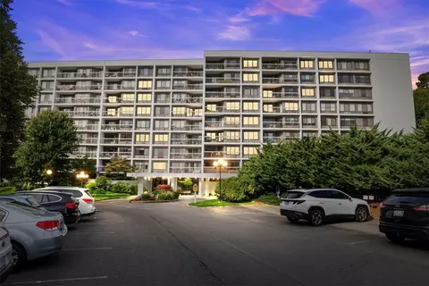 100 High Point Dr #508, Greenburgh, NY 10530