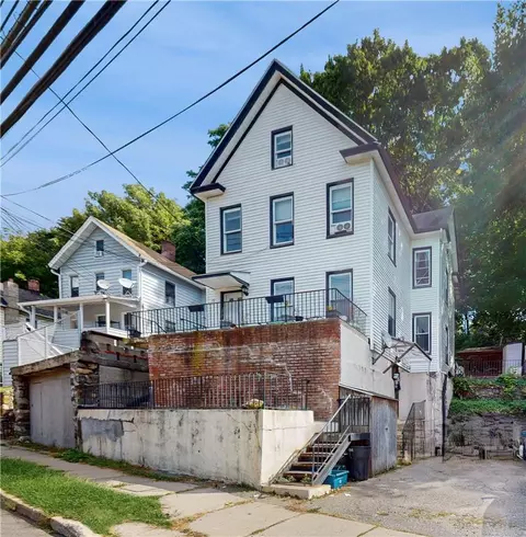 72 Dale Ave, Ossining, NY 10562