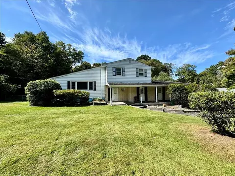 7 Fleetwood Ave, Ramapo, NY 10977