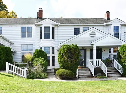 59 The Knls, Warwick, NY 10990