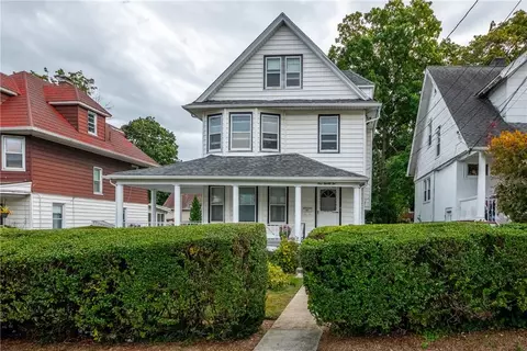 122 Chauncey Ave, New Rochelle, NY 10801