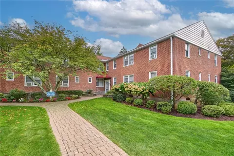 5 Bryant Cres #1K, White Plains, NY 10605