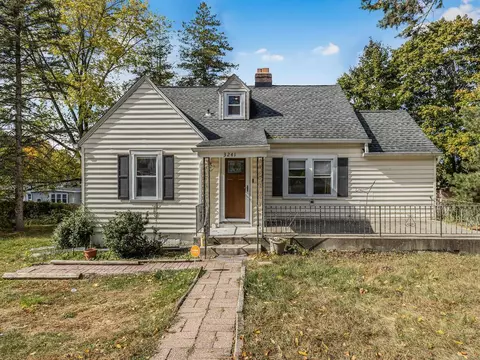 3241 Lookout St, Yorktown, NY 10547