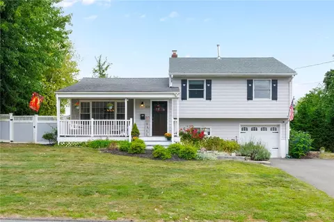 118 Moehring Dr, Orangetown, NY 10913