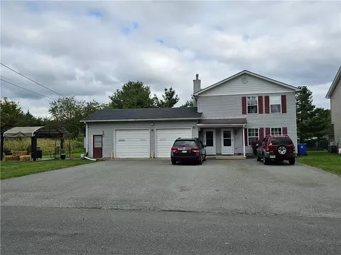 12 Chestnut Ave, Middletown, NY 10940