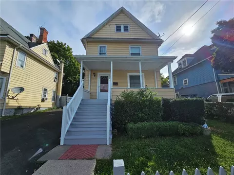 72 Hanford St, Middletown, NY 10940