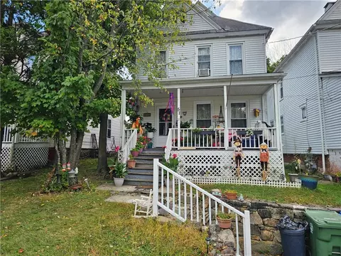 51 5 Watkins Ave, Middletown, NY 10940