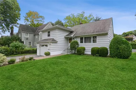 21 Chatham Rd, New Rochelle, NY 10804