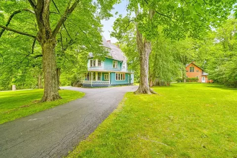 28 Erie St, Orangetown, NY 10913