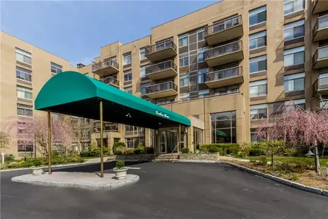 35 N Chatsworth Ave #6FG, Larchmont, NY 10538