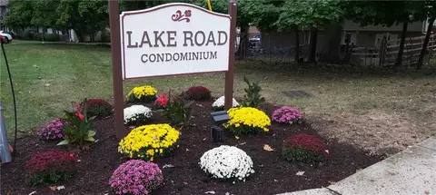 1 Church Ln #L, Clarkstown, NY 10989