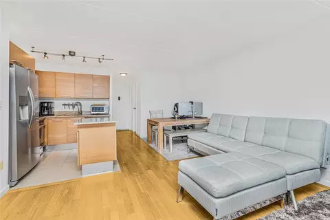 1155 Warburton Ave #8K, Yonkers, NY 10701