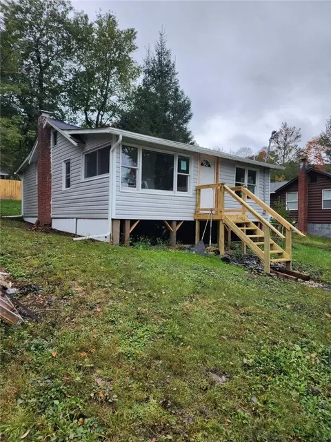 37 W Delaware Pl #103, Bethel, NY 12720