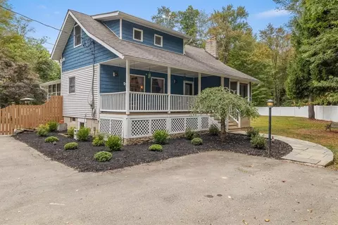 81 Velie Rd, La Grange, NY 12540