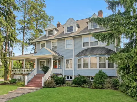 118 Liberty Ave, New Rochelle, NY 10805