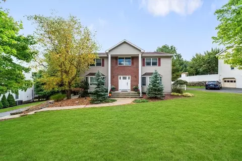 34 Van Buren St, Stony Point, NY 10980