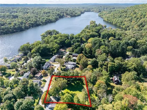 17 19 Lakeview Rd, Lewisboro, NY 10590