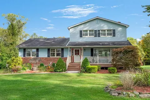 470 Ridge Rd, Hamptonburgh, NY 10916