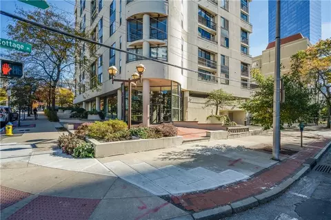 10 Cottage Pl #6F, White Plains, NY 10601