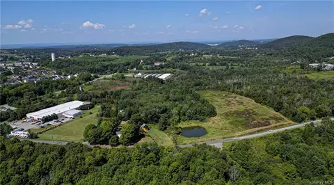Lake Station, Chester, NY 10918