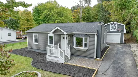 33 Wickham Dr, Warwick, NY 10990