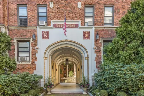 31 Pondfield Rd W #62, Yonkers, NY 10708